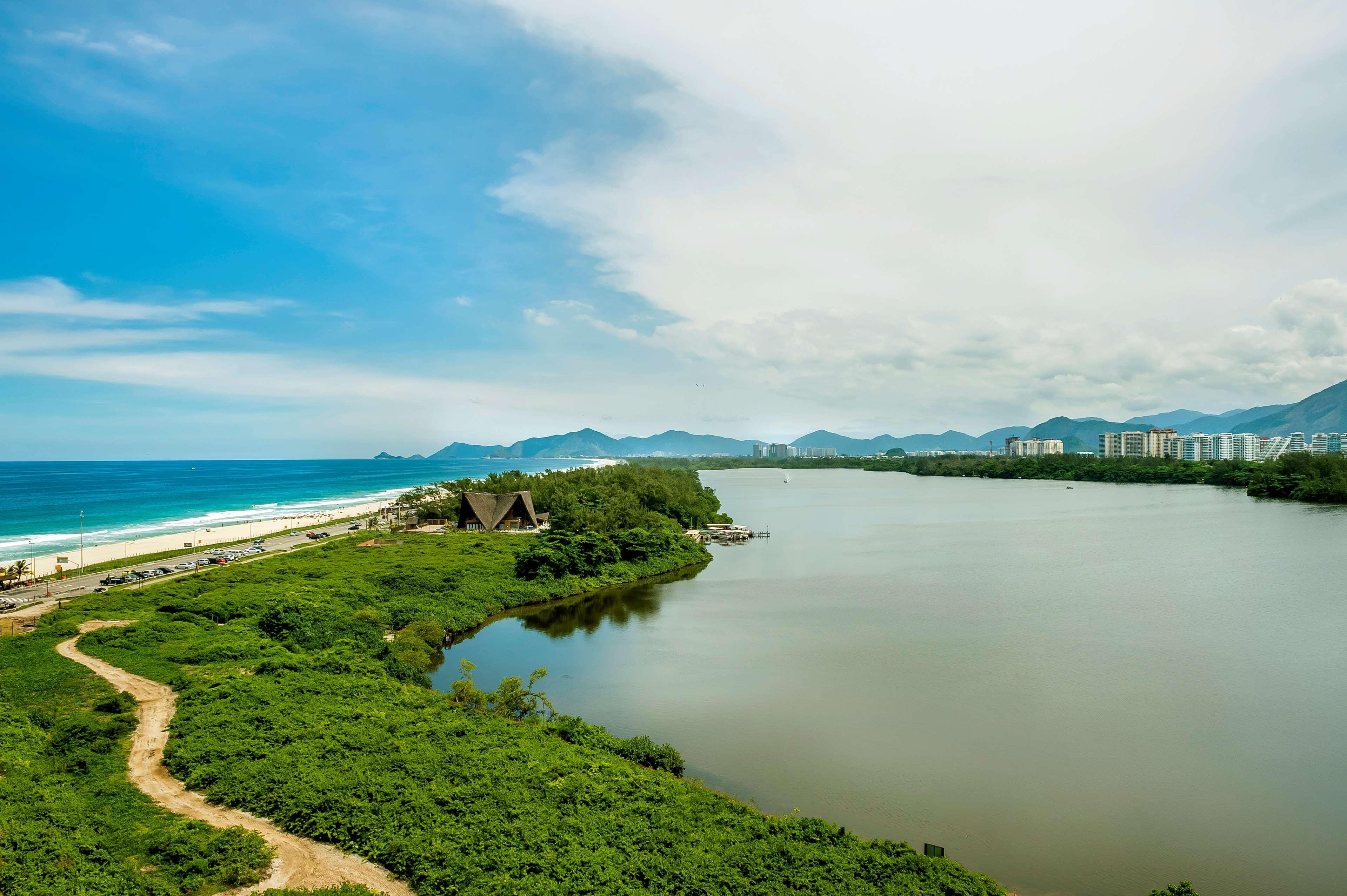 Hotel Grand Hyatt Rio De Janeiro Esterno foto View of the lagoon